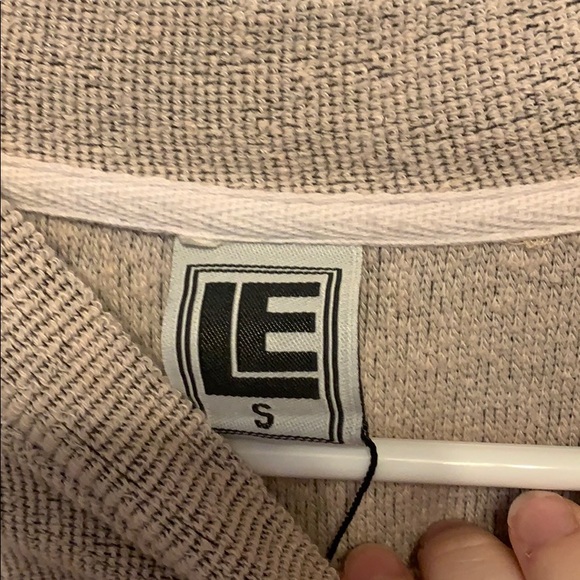 Sweatshirt - Picture 3 of 4